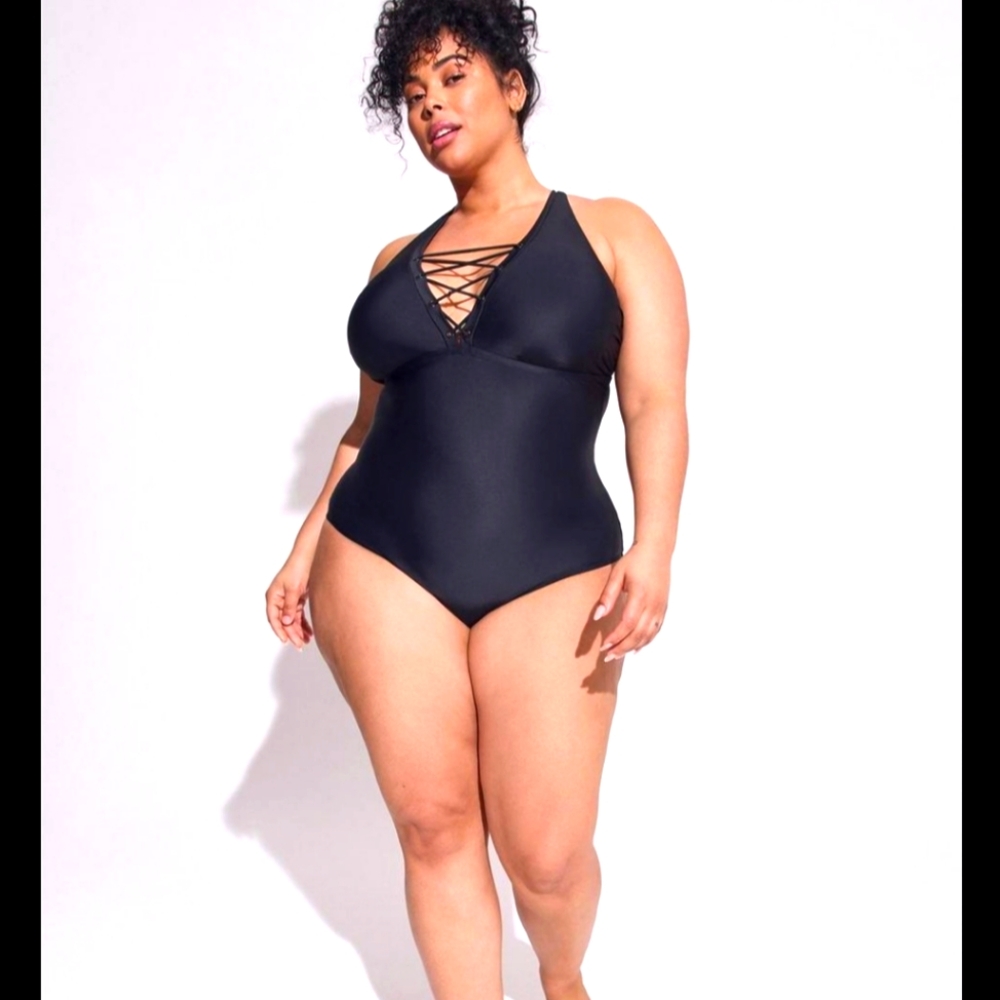 Torrid swimsuit size 5